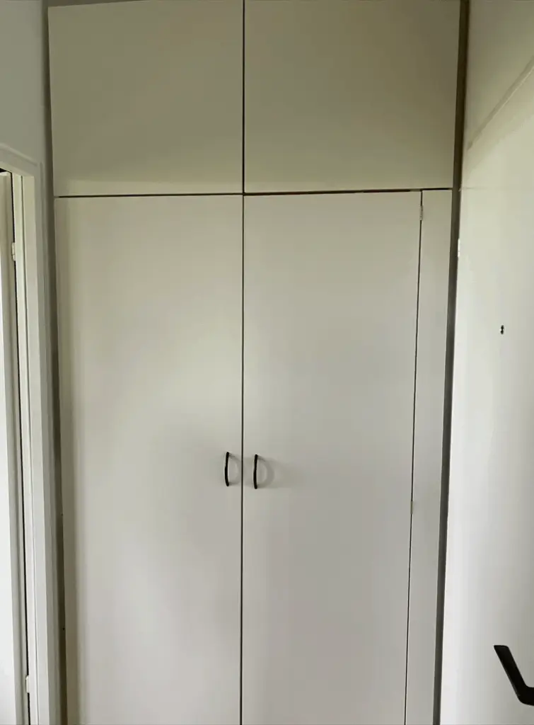 Flurschrank